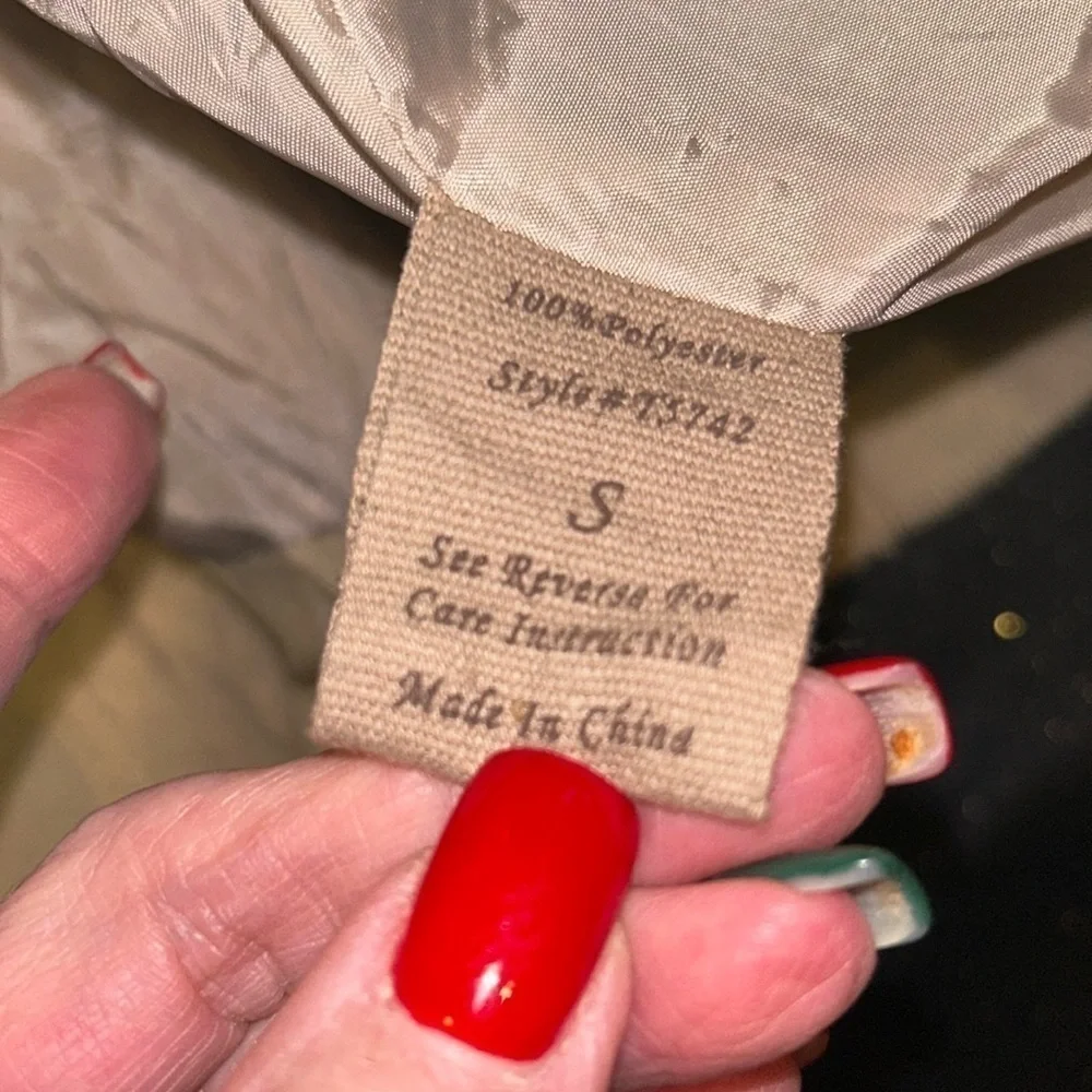 Distressed Cropped Jacket 🧥 - Picture 13 of 15